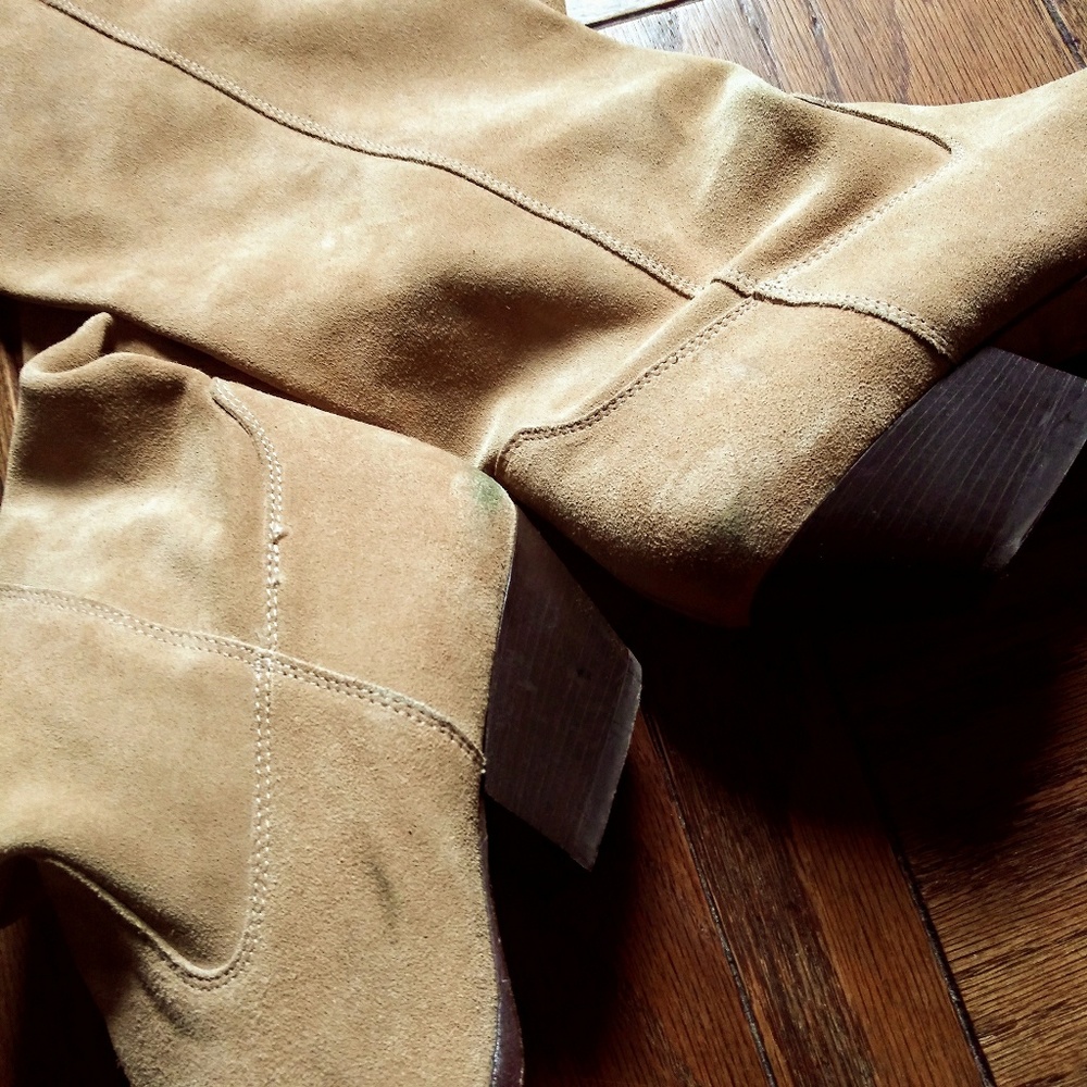 ❌❌Sold❌❌ {Michael Kors} Avery Suede Slouchy Boots - Picture 6 of 8